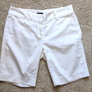 Ann Taylor Bermuda Shorts Womens 4 White Signature  Flat Front Stretch